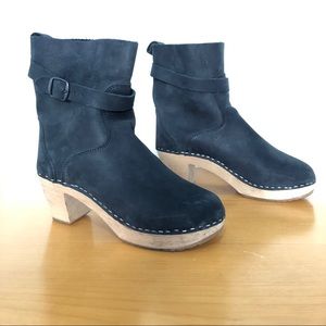 Nina Z clog boots, size 39 Euro/9 US.